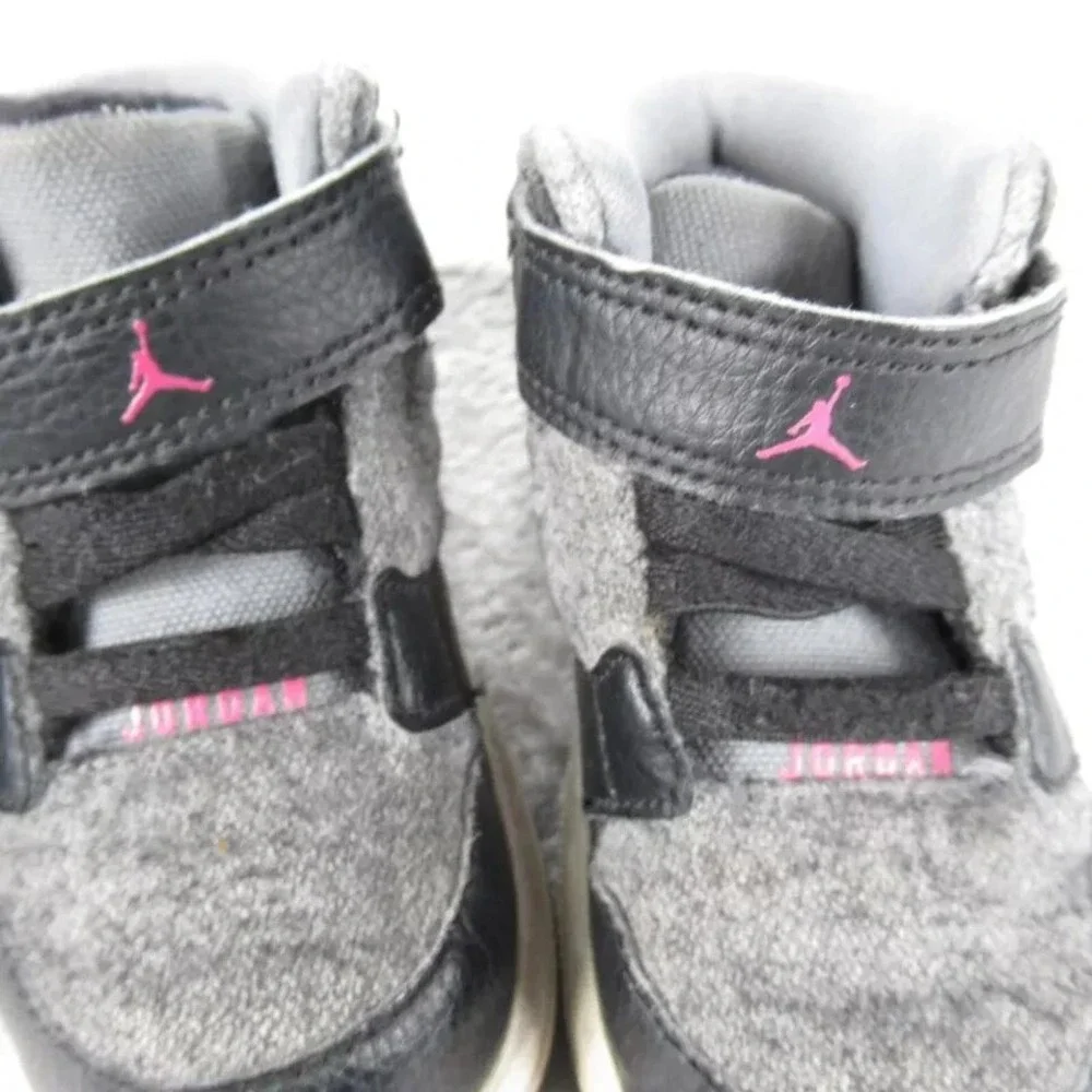 2 Pairs Jordan Sneakers Kids 5C White Gray Flight 4 TE 2 Low Basketball‎ Low Top